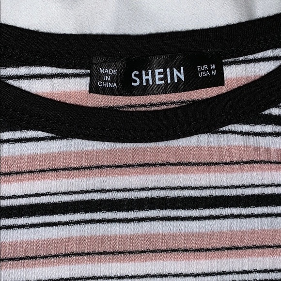 Cropped Ribbed T-Shirt - Picture 3 of 3